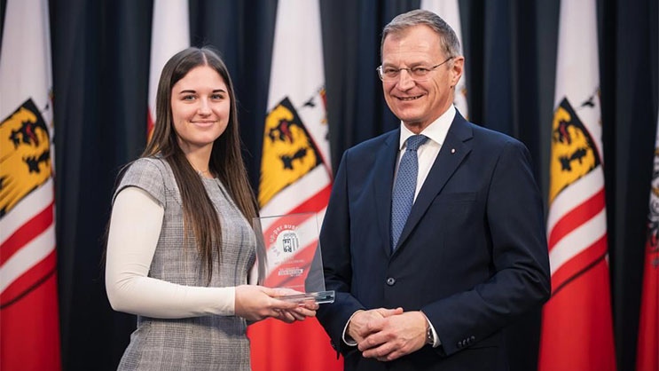 PÖTTINGER Lehrling von Landeshauptmann geehrt